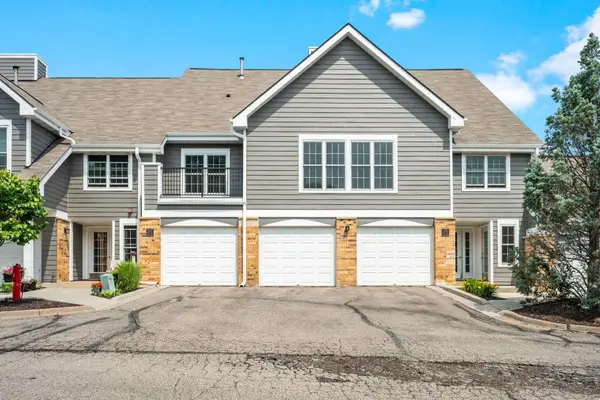 6155 Chasewood Parkway #204, Minnetonka, MN 55343