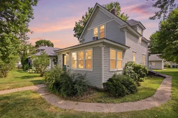 319 S Miller Avenue, Litchfield, MN 55355 - #1