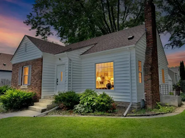 180 Bernard Street E, West Saint Paul, MN 55118