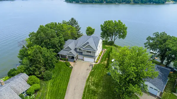 3396 Kings Point Road, Excelsior, MN 55331