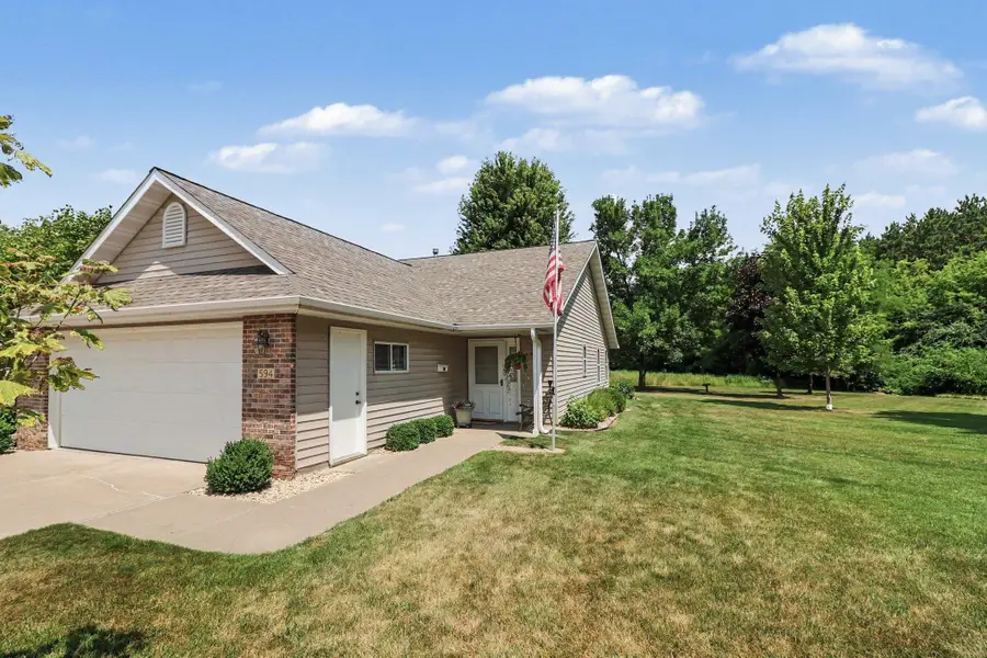 594 Cherrywood Court, Red Wing, MN 55066 - #2