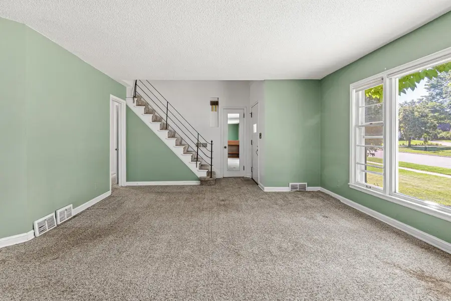 1531 Idaho Avenue W, Falcon Heights, MN 55108 - #3