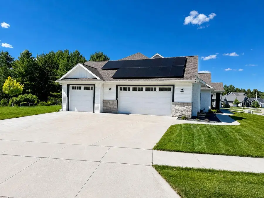 2009 Oscar Drive Ne, Rochester, MN 55906 - #2