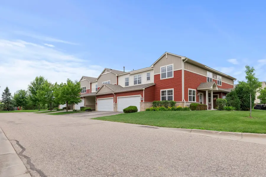 1646 White Pine Way #B, Carver, MN 55315 - #3