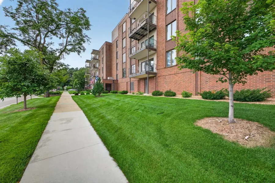 317 6th Avenue Sw #206, Rochester, MN 55902 - #2