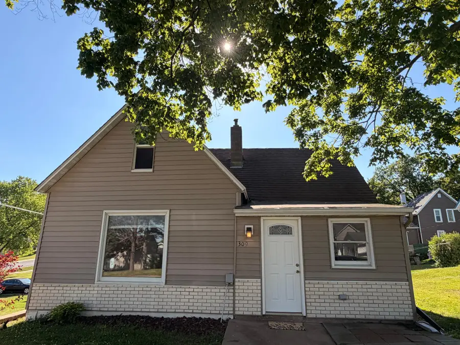 309 Pleasant Street Ne, Preston, MN 55965 - #2