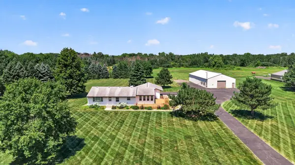 6606 132nd Street N, Hugo, MN 55110