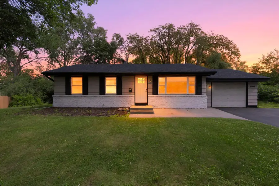 8209 Johnson Circle, Bloomington, MN 55437 - #3