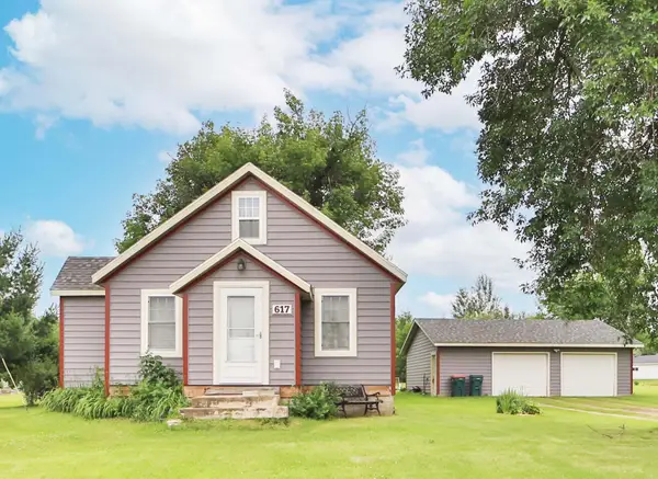 613 E Minnesota Avenue, Randall, MN 56475