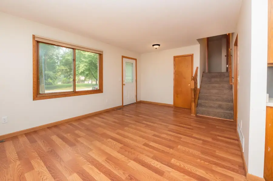 821 Birch Street Sw, Isanti, MN 55040 - #3