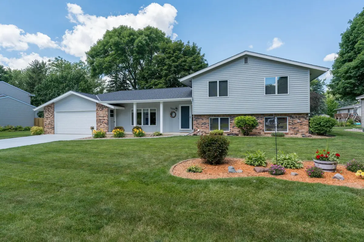 1028 Shady Oak Drive, Mankato, MN 56003 - #1