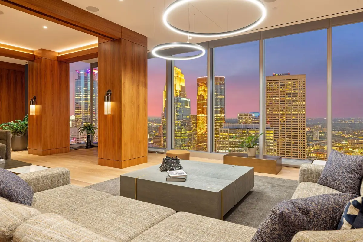 255 Hennepin Avenue #3505, Minneapolis, MN 55401 - #1