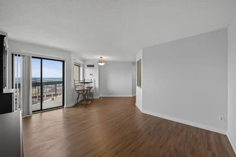 78 10th Street E #1909, Saint Paul, MN 55101 - #2