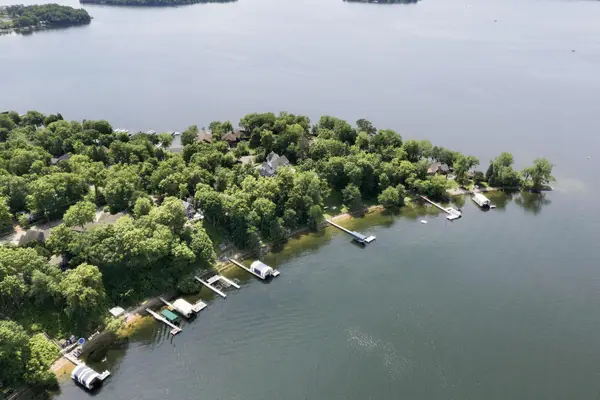 3435 Warner Lane, Mound, MN 55364