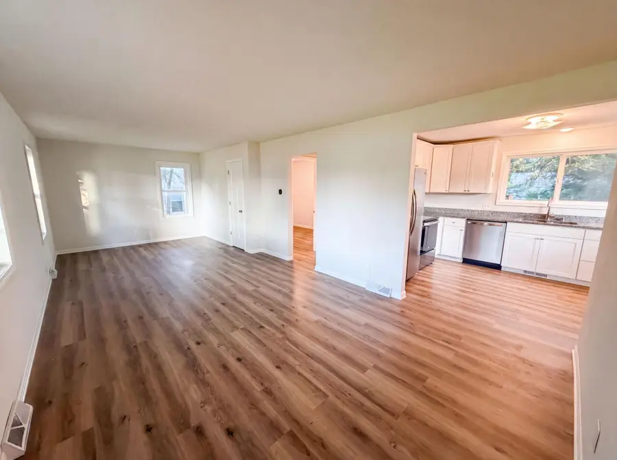 2084 Hillview Road, Mounds View, MN 55112 - #3