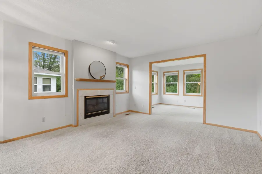 3640 Gershwin Circle N, Oakdale, MN 55128 - #3
