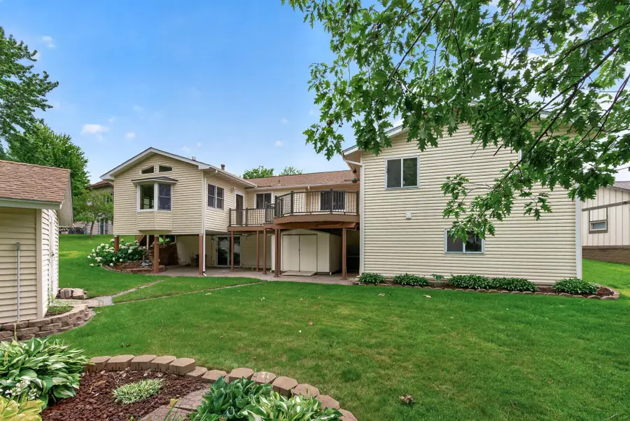 7910 W Park Hills Drive, Bloomington, MN 55438 - #3