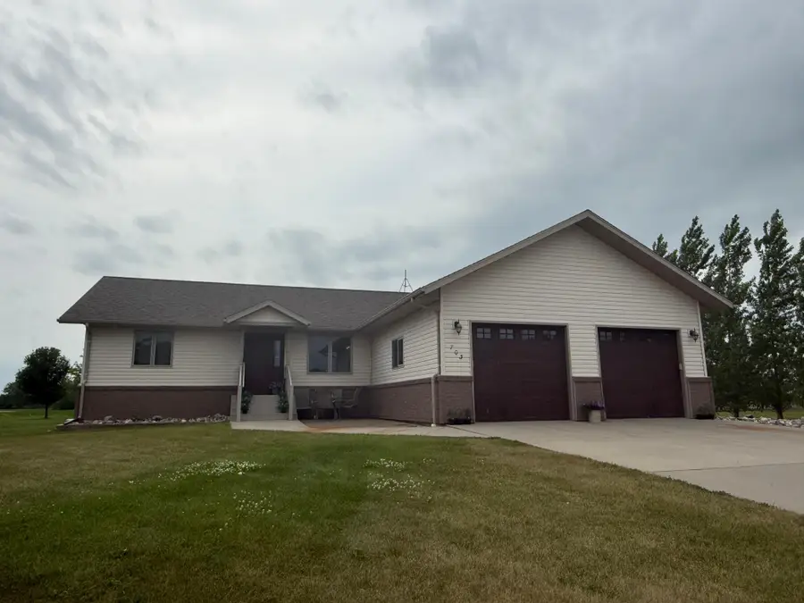 703 7th Street W, Ada, MN 56510 - #3