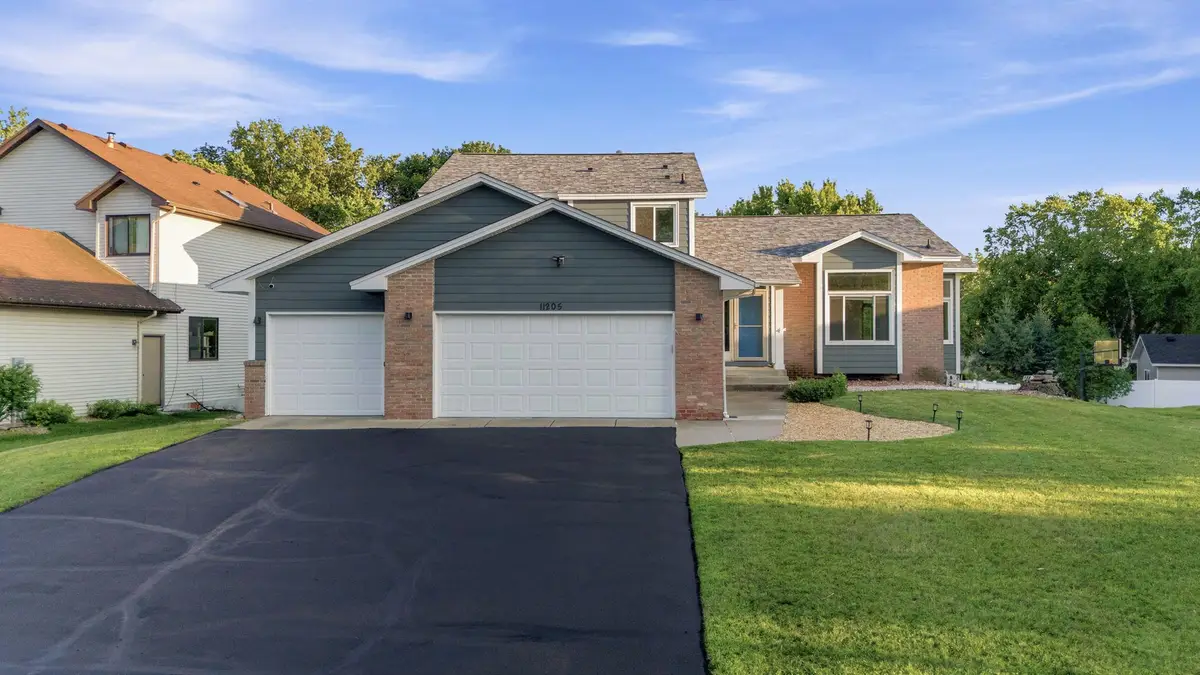 11205 72nd Avenue N, Maple Grove, MN 55369 - #1