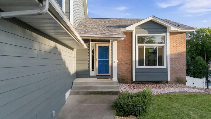 11205 72nd Avenue N, Maple Grove, MN 55369 - #3