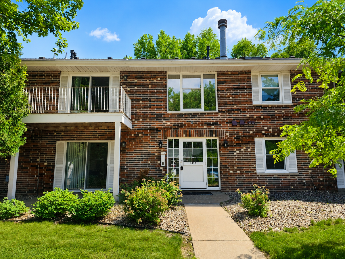 6317 Alderwood Bay #A, Woodbury, MN 55125 - #1