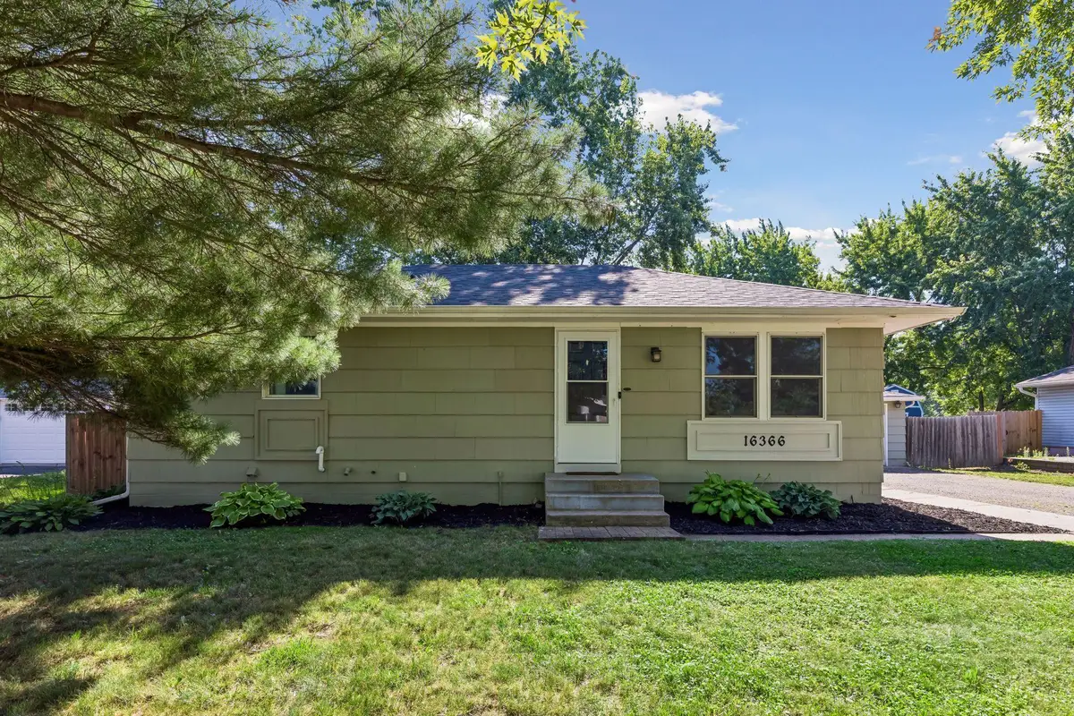 16366 Florida Way W, Lakeville, MN 55068 - #1