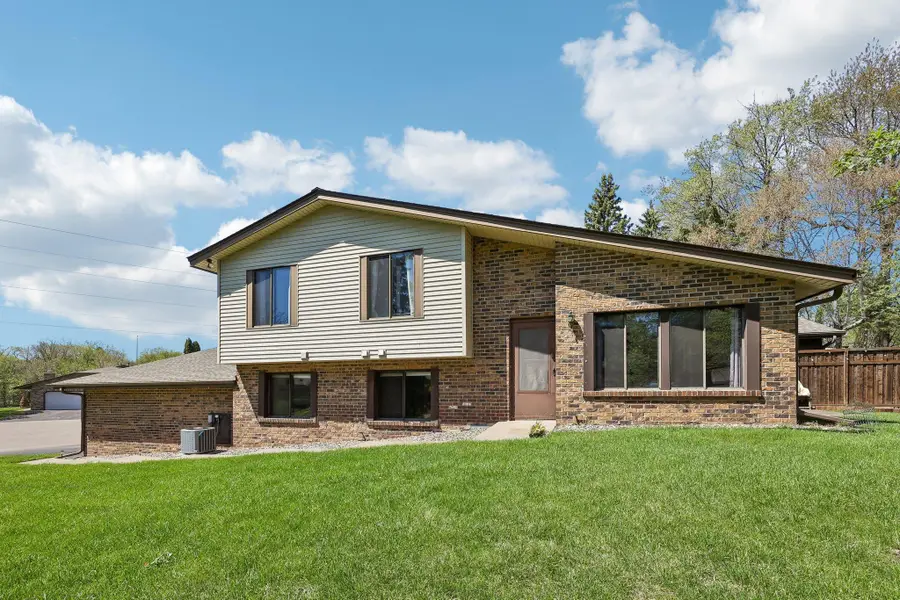 13400 Pepperwood Circle, Minnetonka, MN 55305 - #2