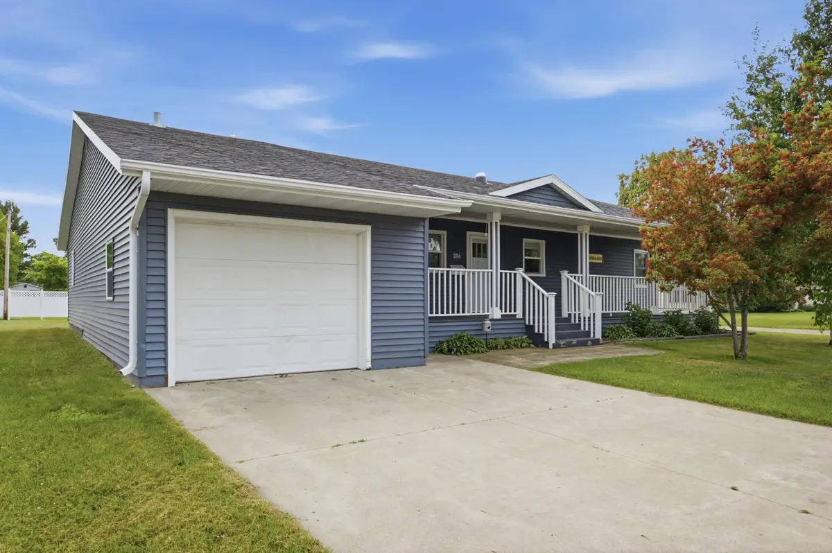 204 4th Avenue E, Ada, MN 56510 - #1