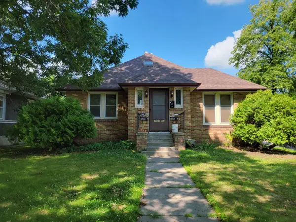 4255 Thomas Avenue N, Minneapolis, MN 55412