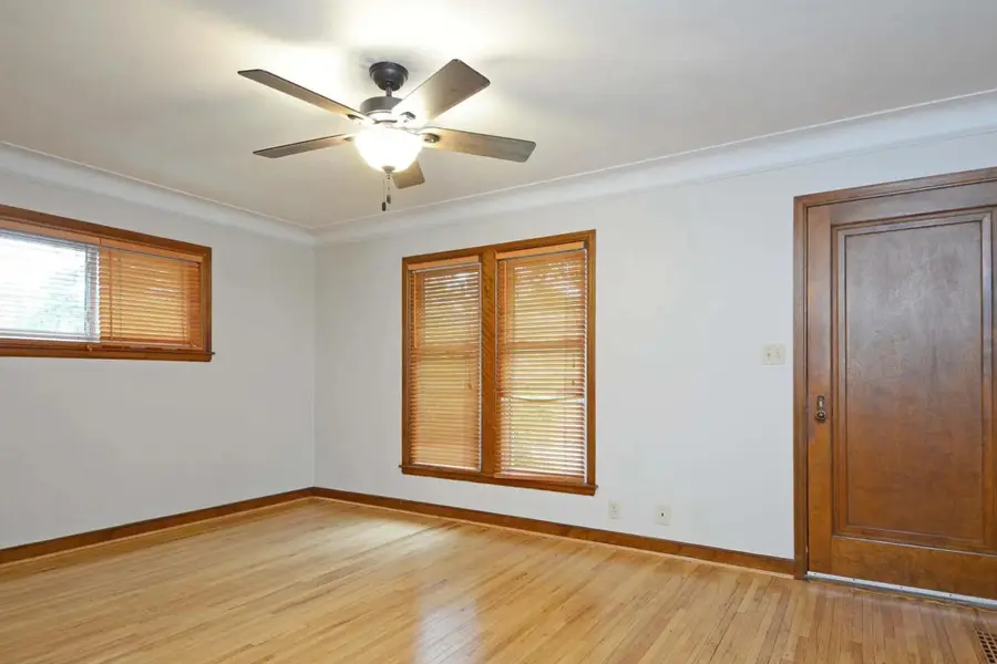 4255 Thomas Avenue N, Minneapolis, MN 55412 - #3