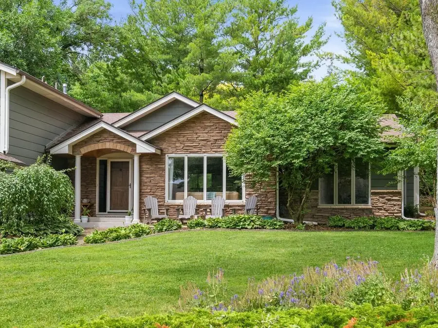 140 Lakeview Terrace Boulevard, Waconia, MN 55387 - #2