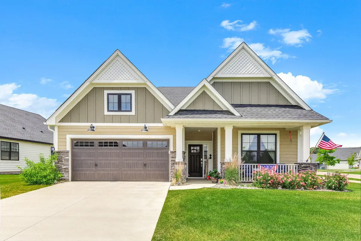 11402 Kings Court N, Lake Elmo, MN 55042 - #1