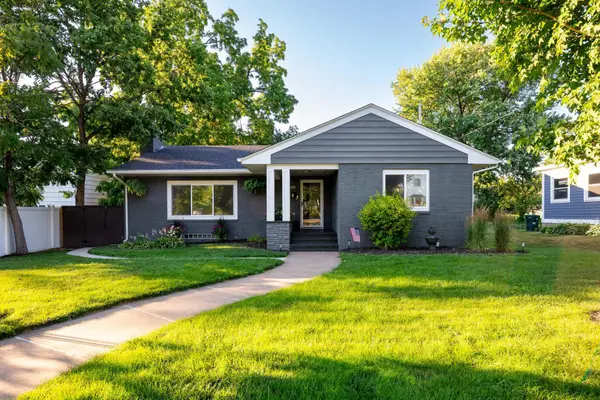 615 Vine Street, Hudson, WI 54016