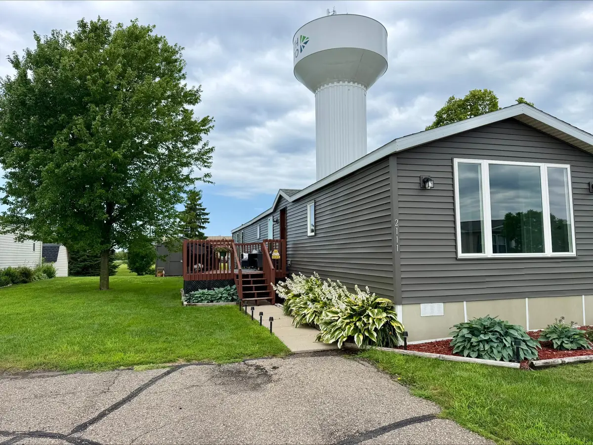 2111 Excalibur Road, North Mankato, MN 56003 - #1
