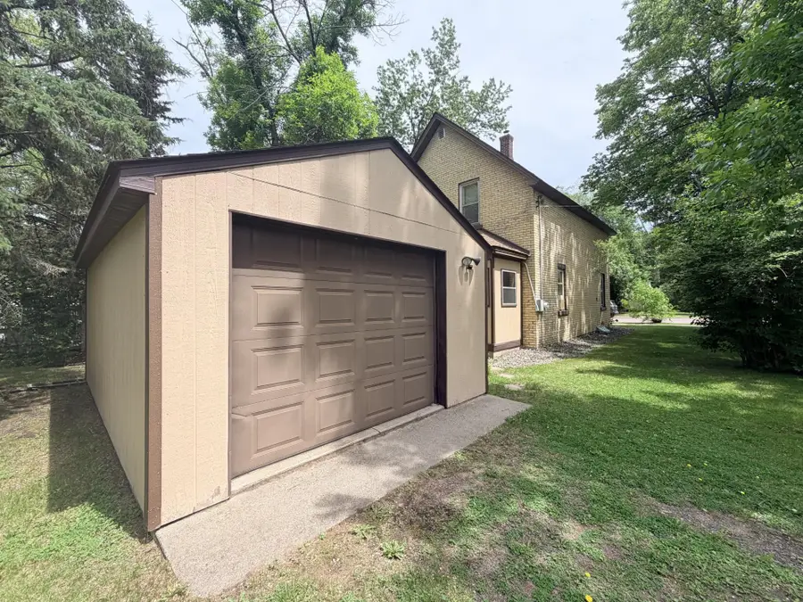 251 Hall Avenue Sw, Richmond, MN 56368 - #3