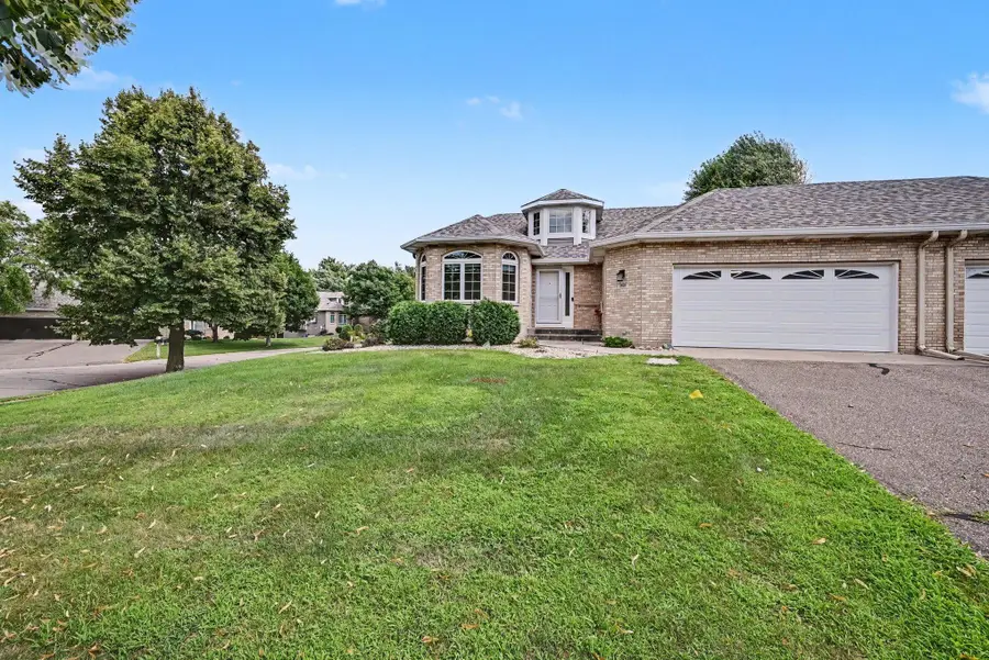 3028 Highpointe Curve, Roseville, MN 55113 - #2