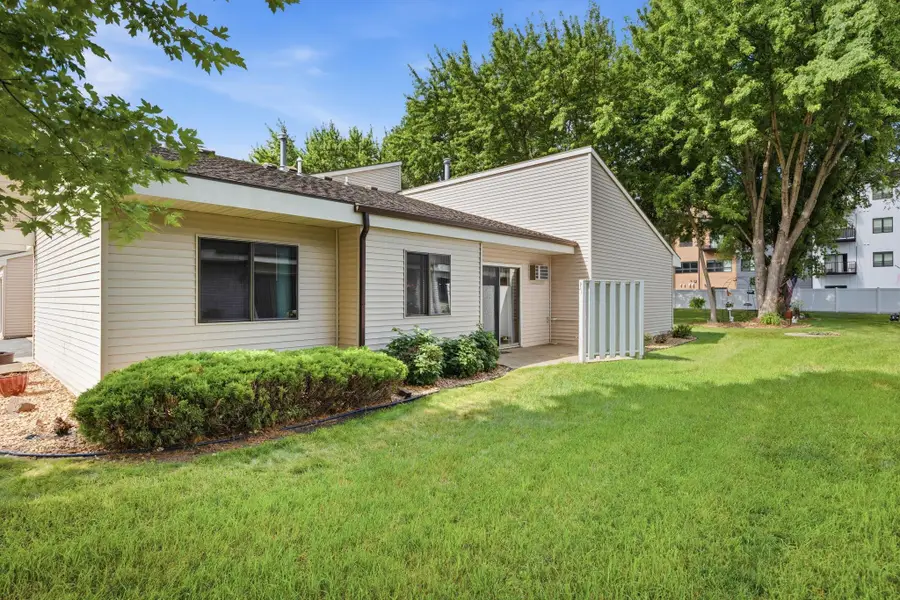 416 Sibley Avenue S #206, Litchfield, MN 55355 - #2