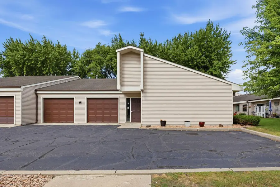 416 Sibley Avenue S #206, Litchfield, MN 55355 - #3