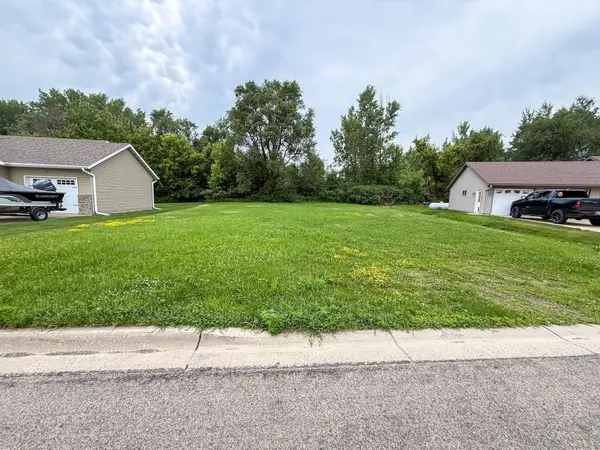 1275L Bellflower Lane Ne, Owatonna, MN 55060