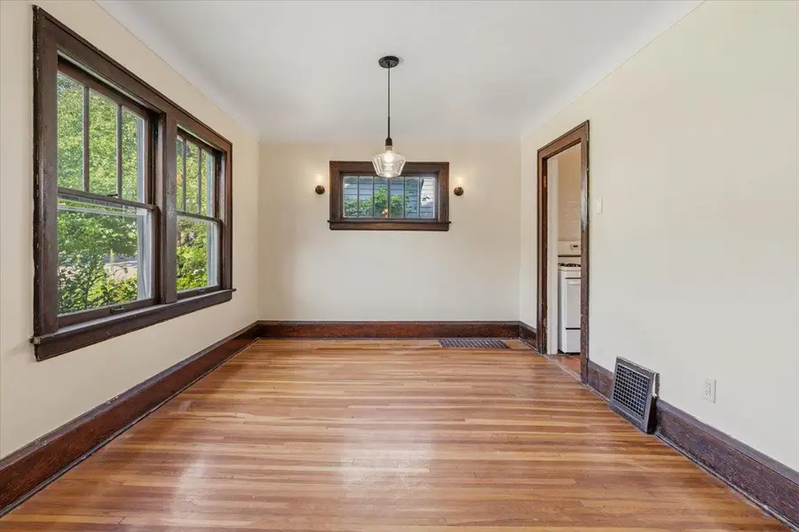 399 Curtice Street E, Saint Paul, MN 55107 - #3
