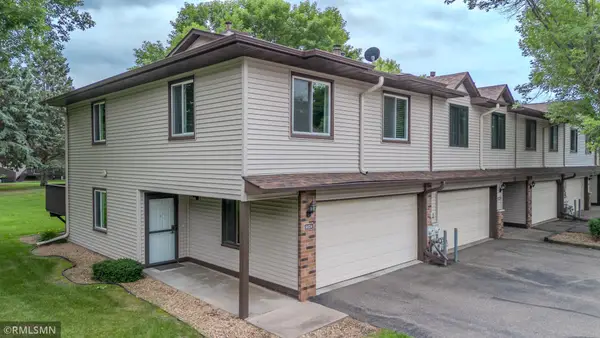 8824 N Maplebrook Court, Brooklyn Park, MN 55445