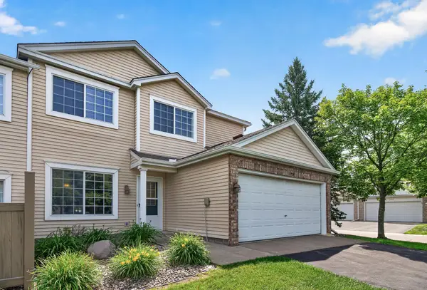 11208 Providence Lane, Eden Prairie, MN 55344