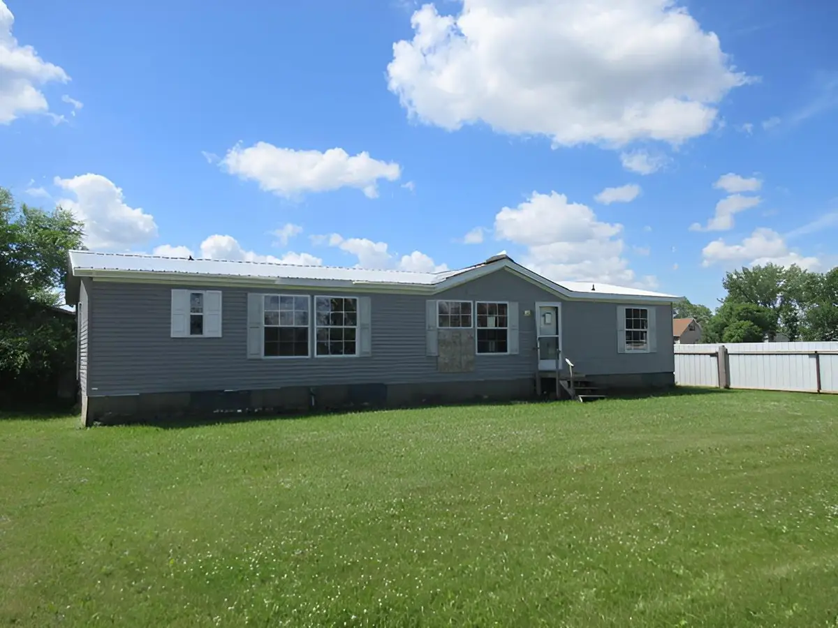 106 Brisbane Lane, Emerado, ND 58228 - #1