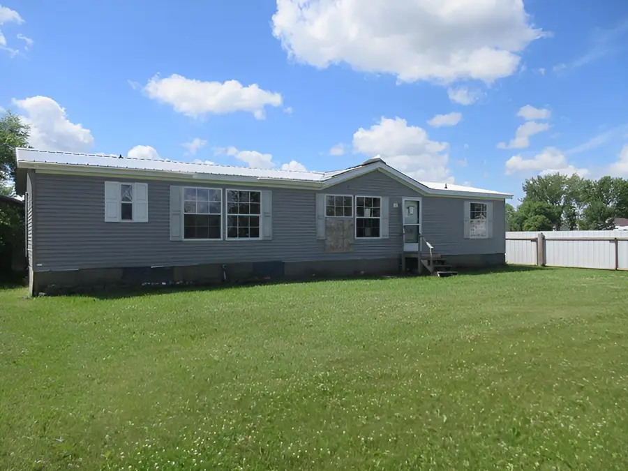 106 Brisbane Lane, Emerado, ND 58228 - #3