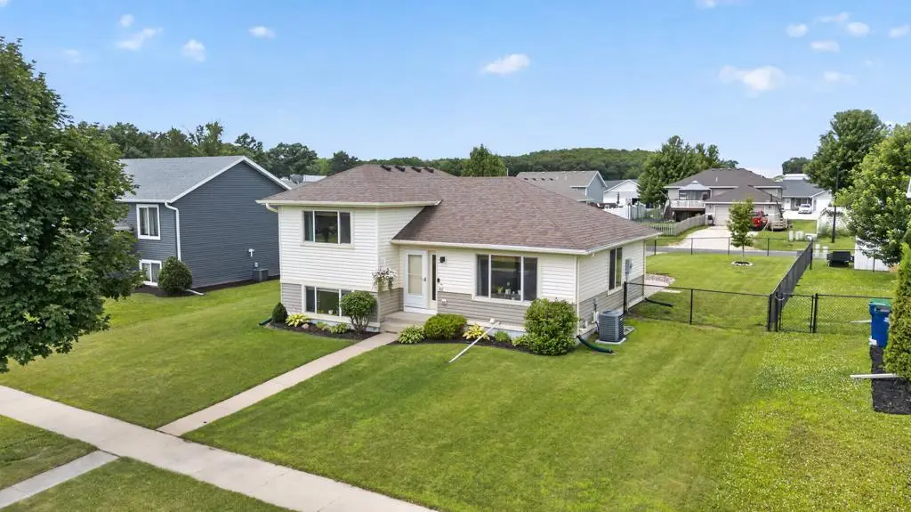 522 Brook Avenue, Saint Charles, MN 55972 - #1