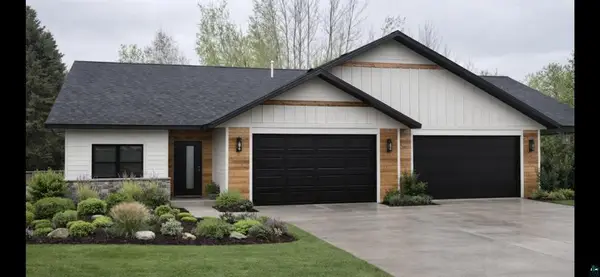 1560 Carlton Avenue W, Cloquet, MN 55720