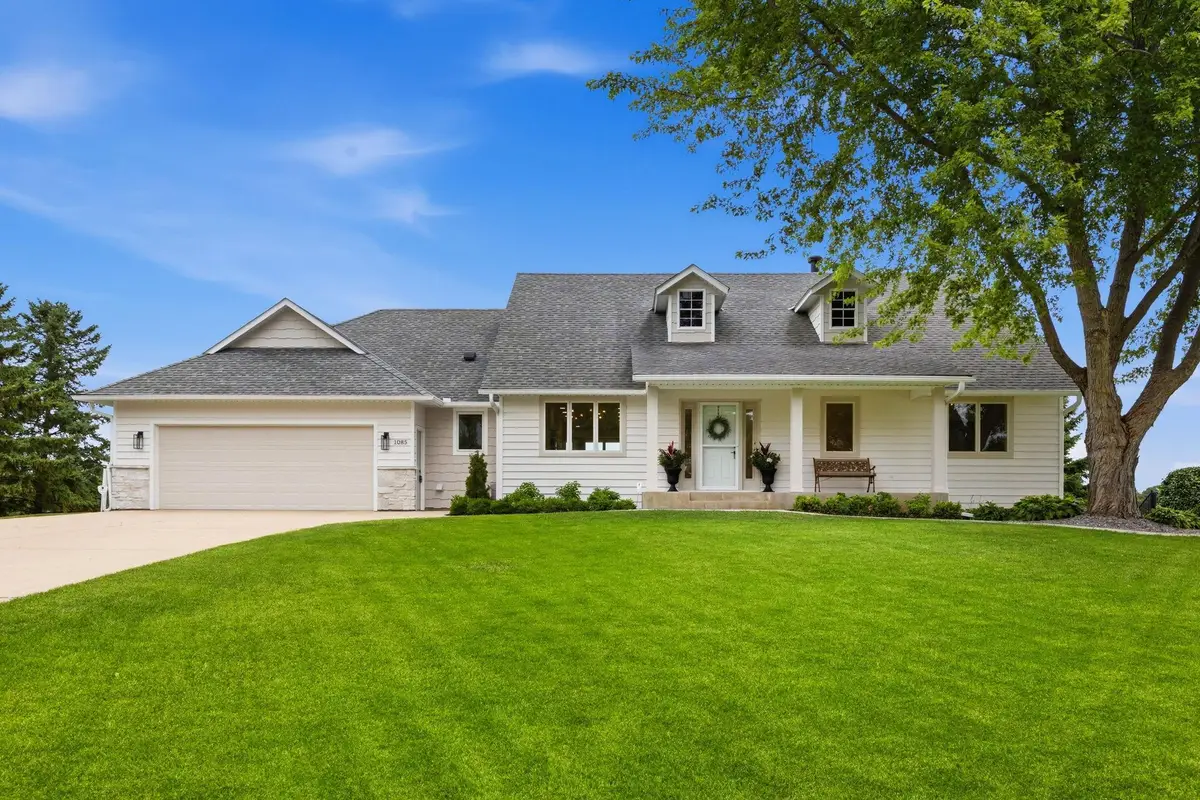 1085 W Shore Drive Sw, Hutchinson, MN 55350 - #1