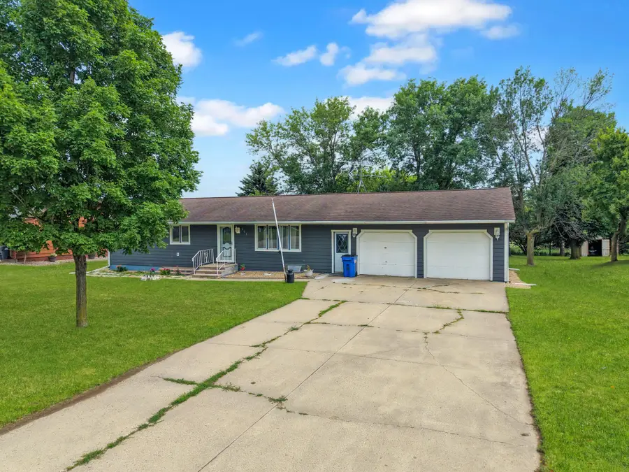 201 Main Avenue, Chandler, MN 56122 - #3