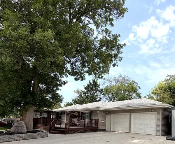 598 Prospect Avenue, Windom, MN 56101
