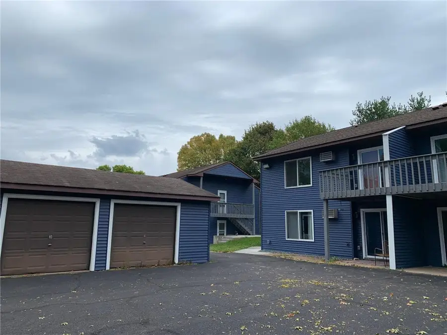 1632 Pinewood Lane, Hudson, WI 54016 - #2